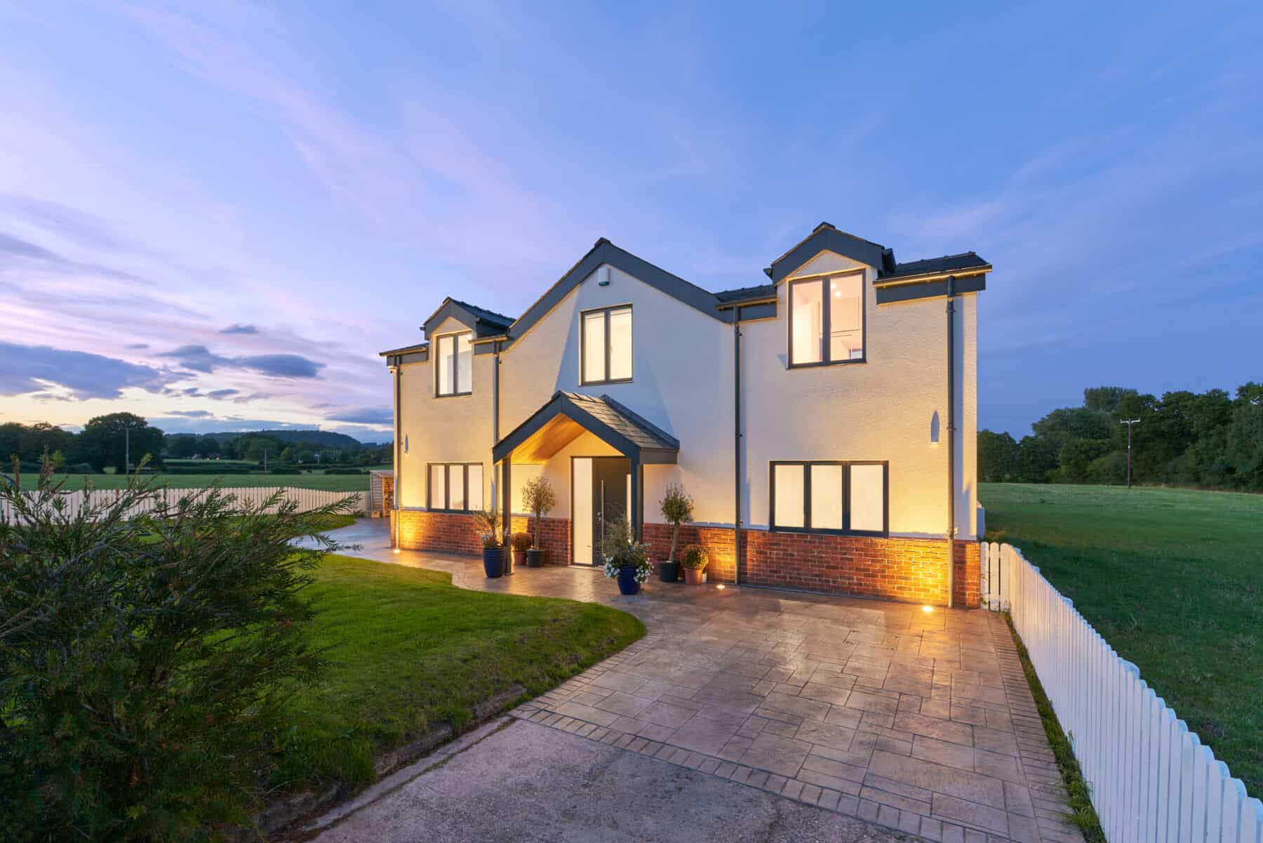 front view fairy glen house